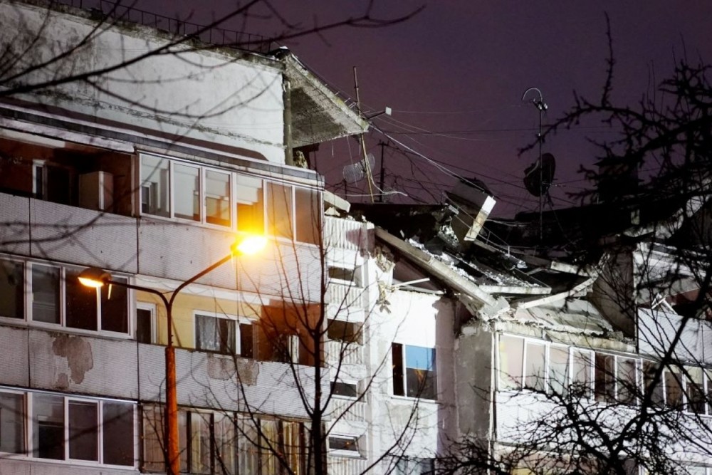 Gandrīz visiem sprādzienā cietušās ēkas iedzīvotājiem izmaksāts krīzes pabalsts; aicina pieteikties tos, kuri vēl nav vērsušies pēc palīdzības