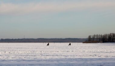 Rīgā no šodienas atļauts atrasties uz atsevišķu ūdenstilpju ledus