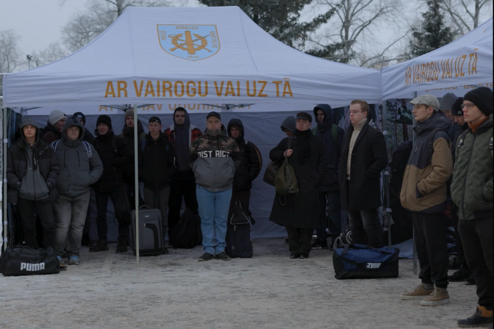 Janvārī valsts aizsardzības dienestu uzsāka 148 jaunieši