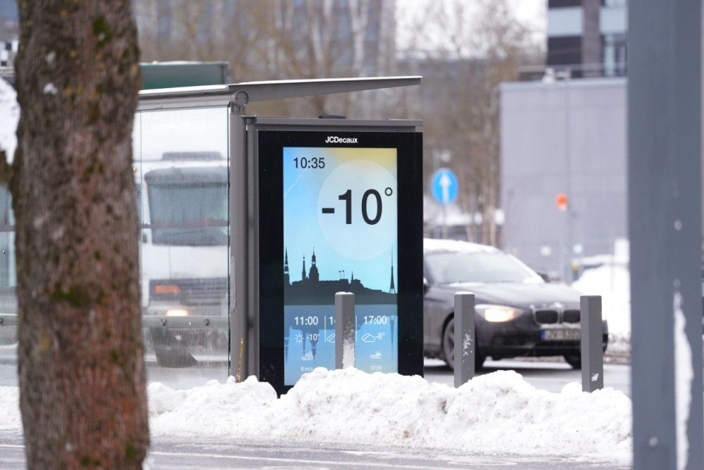 Rīgas pašvaldība nodrošina papildu atbalstu bezpajumtniekiem un krīzes situācijā nonākušajiem aukstā laikā
