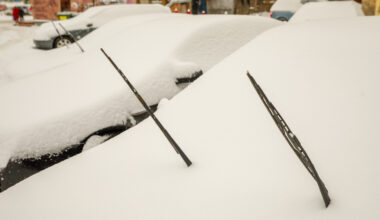 Sniega dēļ Lietuvas pilsētā slēgtas skolas