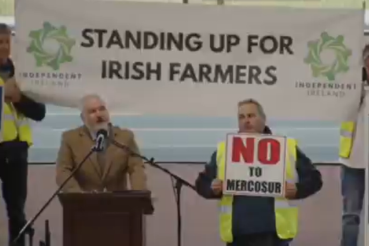 Arī Īrijas lauksaimnieki, bažās par "Mercosur", līgumu iziet ielās