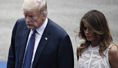 Melānija Trampa kritizē Donalda Trampa dejas publiskos pasākumos