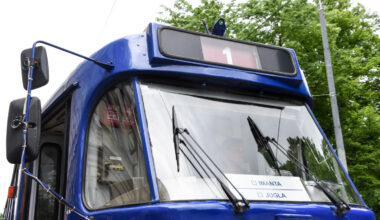 Ceļu satiksmes negadījums Rīgā: apstājusies 1. tramvaja kustība