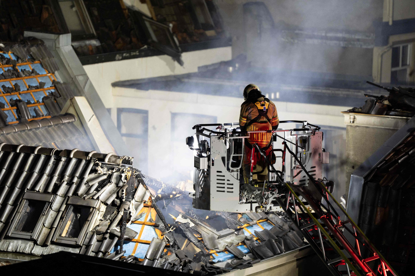 Utrehtā nogrand sprādziens - nra.lv