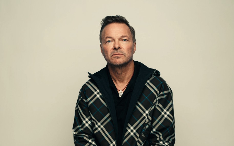 Pīts Tongs Latvijā: Elektroniskās deju mūzikas leģenda klubā “First”