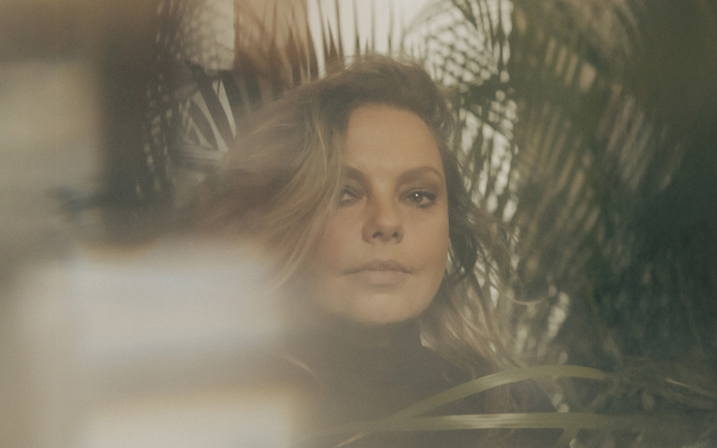 WAVES I/III: Linda Leen atgriežas ar jaunu mūziku un koncertiem