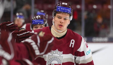 Šmits vēlreiz piedzīvo kāpumu populāra medija drafta prognozē – Hokejs – Sportacentrs.com