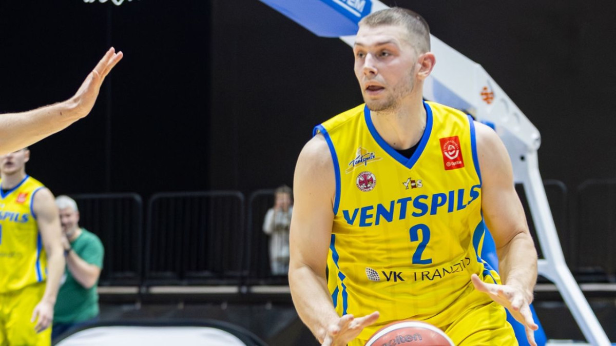 Video: Ausējs par savu supermetienu: "Šis man ir pirmais tāds" – Basketbols - Sportacentrs.com