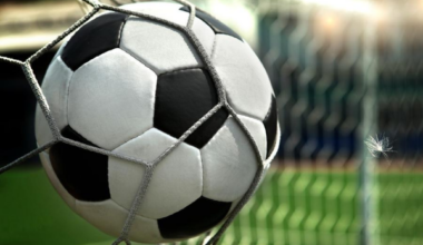 LFF diskvalificē divus telpu futbola čempionāta spēles kautiņa dalībniekus