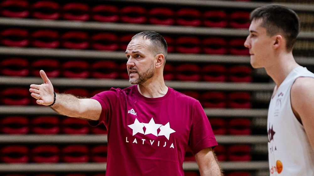 Sandis Buškevics turpina perfekti, Latvijai 4-0 pret Zviedriju – Basketbols – Sportacentrs.com
