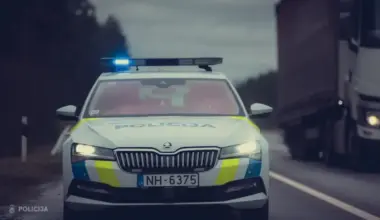 Aizvadītajā diennaktī Latvijā reģistrēti 200 ceļu satiksmes negadījumi; bojā gājis velosipēdists