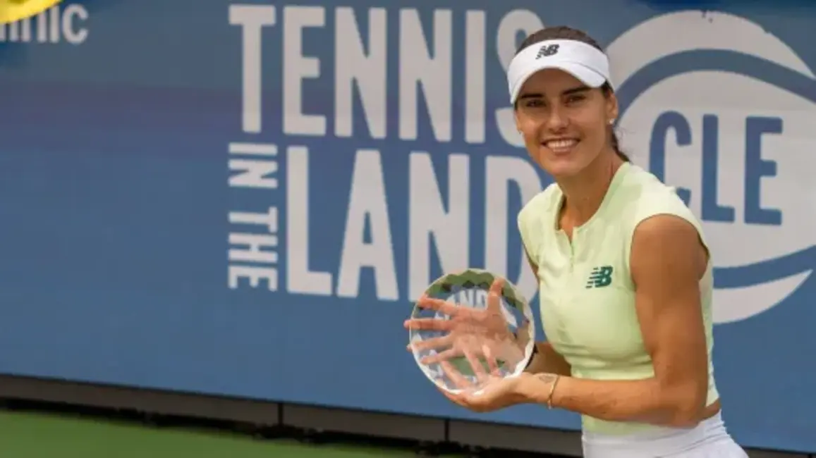 Aļona Ostapenko uzsāk jauno tenisa sezonu Brisbenā pret Soranu Kirsšteu