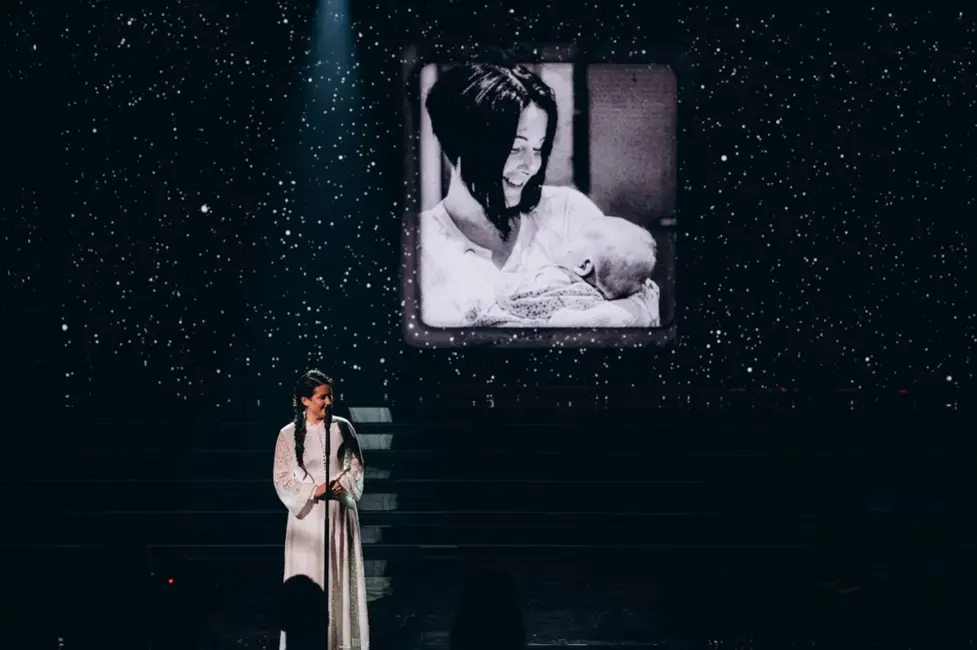 Antra Stafecka: "Šovs «Pārdziedi mani!» man atgādināja par vajadzību riskēt"