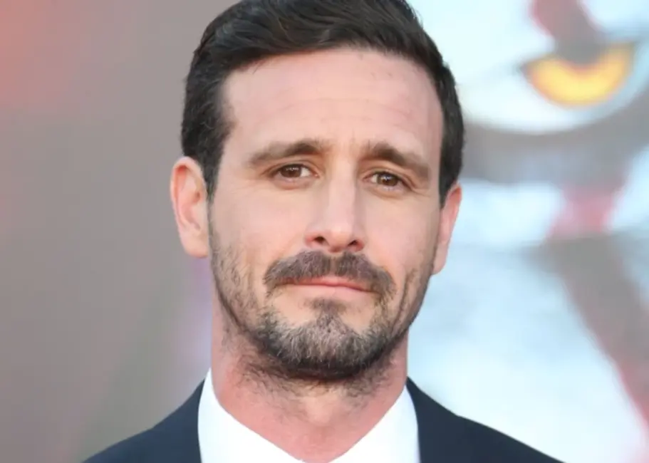 Apstiprināts aktiera Džeimsa Rensona nāves cēlonis