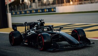 'Mercedes' ražīgi noslēdz pirmos testus, 'Aston Martin' problēmas jau sākumā : F1LV Blogs