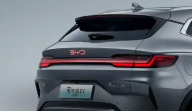 BYD apsteidz Toyota: Ķīnas automašīnu zīmols kļūst par Ukrainas tirgus līderi