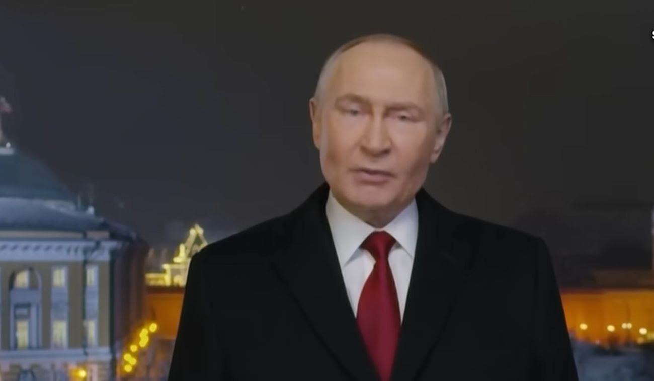 Pieļauj, ka Putina Jaungada uzrunu ģenerējis MI; ierakstā konstatē "kļūdas" -