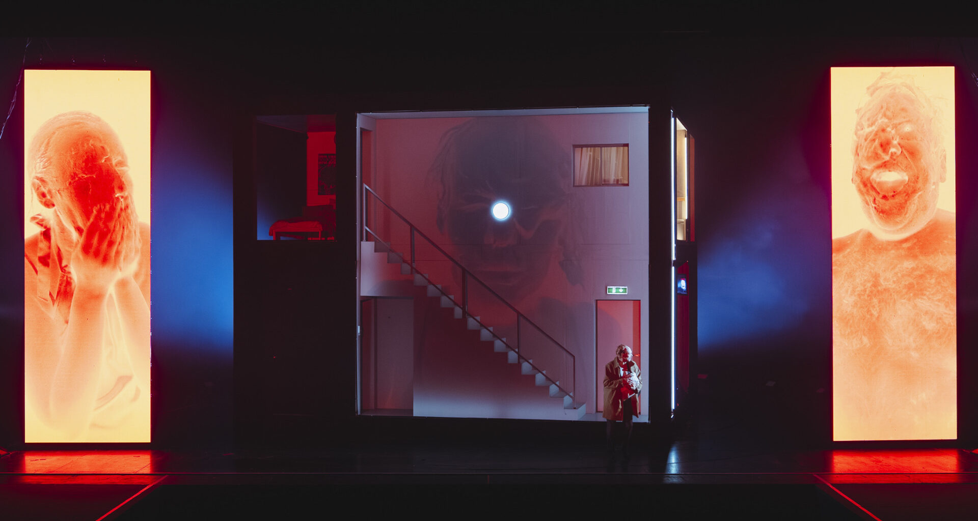 Dailes teātris | Dailes teatrī gaidāma vizuāli iespaidīga un emocionāli spēcīga "SAPŅU NOVELES" pirmizrāde