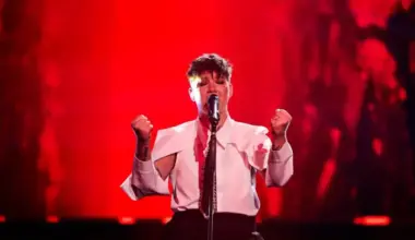 Dziedātāja Emilija triumfē «Pārdziedi mani!» otrajā sezonā, saņemot 11 529 skatītāju balsis