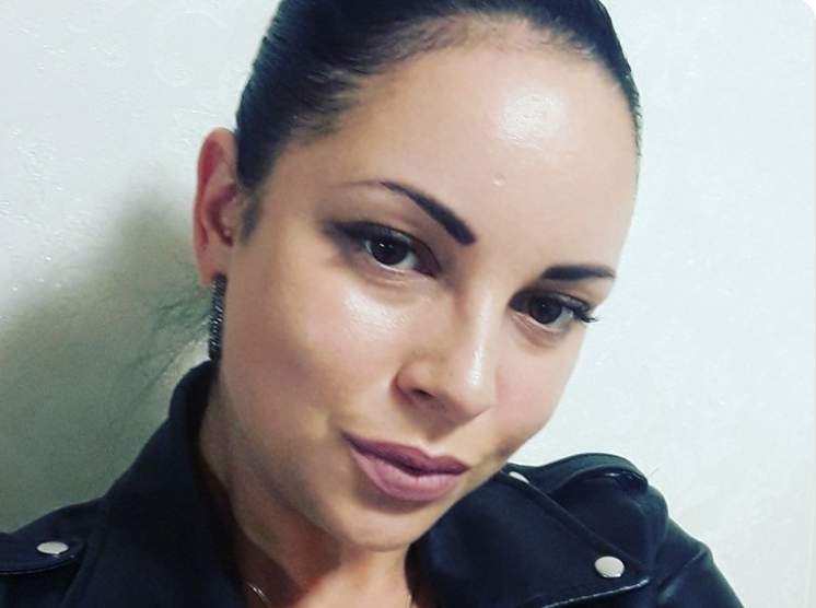 Zane (34) pameta puisi, kurš nopelnīja 800; visi domāja, ka par maz pelna, bet viņa minēja citu iemeslu tad es sapratu...