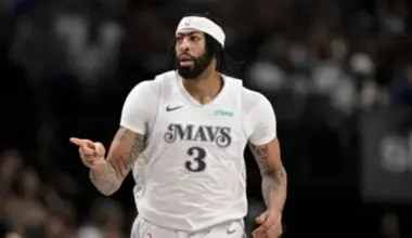 Entonijs Deiviss izlaidīs vairākus mēnešus pēc kreisās rokas operācijas