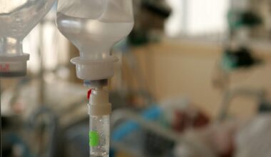 “Trīs diennaktis meklēju mammu…” Pacientu un viņu tuvinieku iesūtīti stāsti par piedzīvoto slimnīcās birst kā lavīna