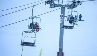 Francijas kūrorts Santkolombān-de-Vilardžā piedāvā bezmaksas slēpošanu, cīnoties ar finansiālām grūtībām