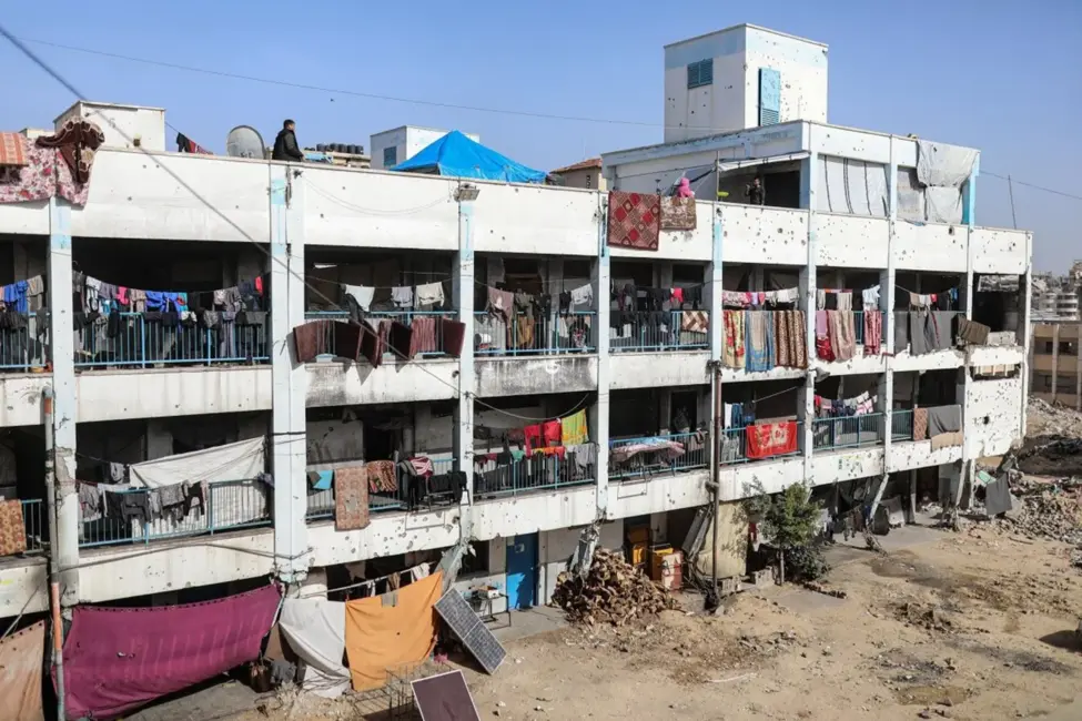 Gazā atrastas pēdējās izraēliešu ķīlnieka mirstīgās atliekas, paverot ceļu pamiera otrajai fāzei