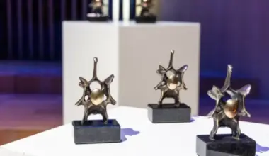 Jānis Erenštreits saņem Kormūzikas balvu par mūža ieguldījumu, koris "Kamēr..." – gada koris