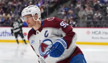 Kolorādo "Avalanche" līderim Landeskūgam vairāku nedēļu pārtraukums, bet cerība uz OS