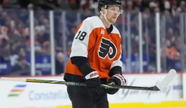 Latviešu hokejisti NHL: Ābols rezultatīvs "Flyers" uzvarā, Balinskis cieta zaudējumu, Šilovs uz rezervistu soliņa