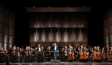 Latviešu simfoniskās mūzikas cienītājus vienos "Lielkoncerts 2026" Rīgas Kongresu namā