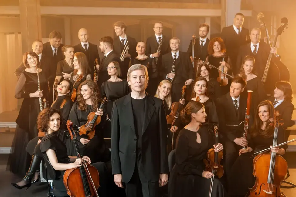 Latviešu simfoniskās mūzikas lielkoncerts Rīgā: svin divdesmit gadu tradīciju un godina jubilārus