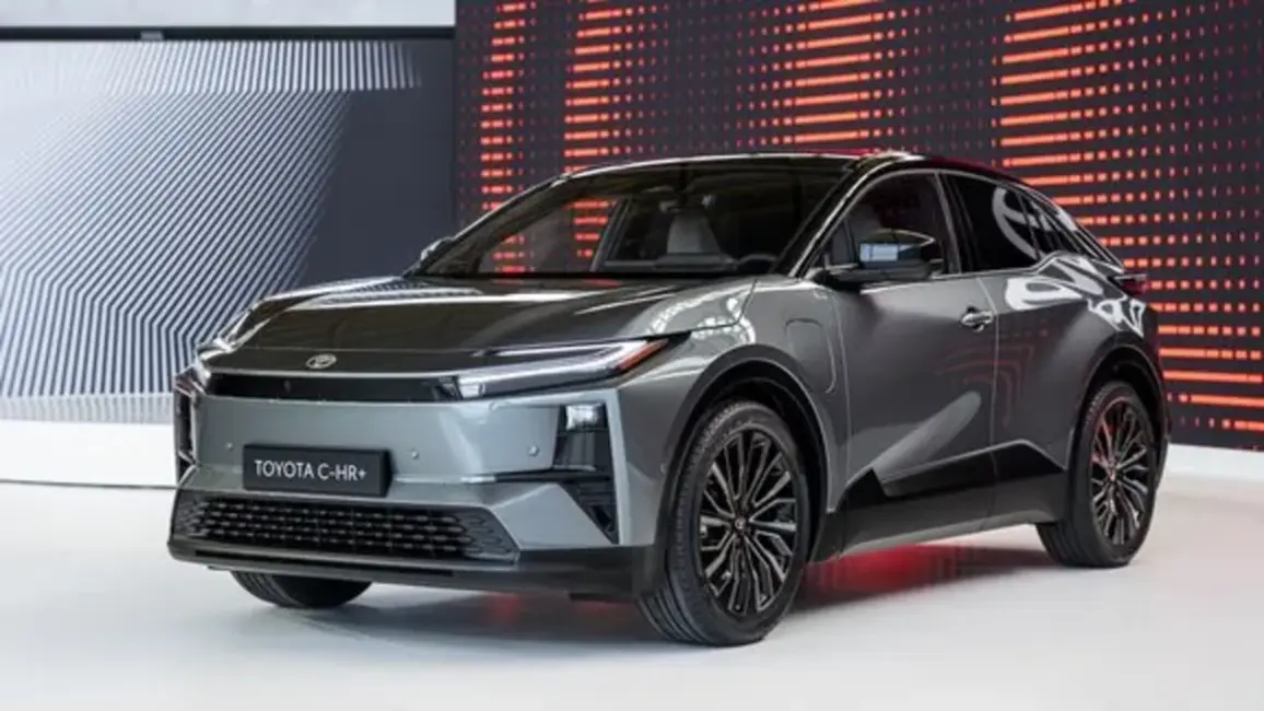 Latvijā nonāk jaudīgākais "Toyota" Eiropas modeļu klāsta SUV – jaunais elektriskais C-HR+