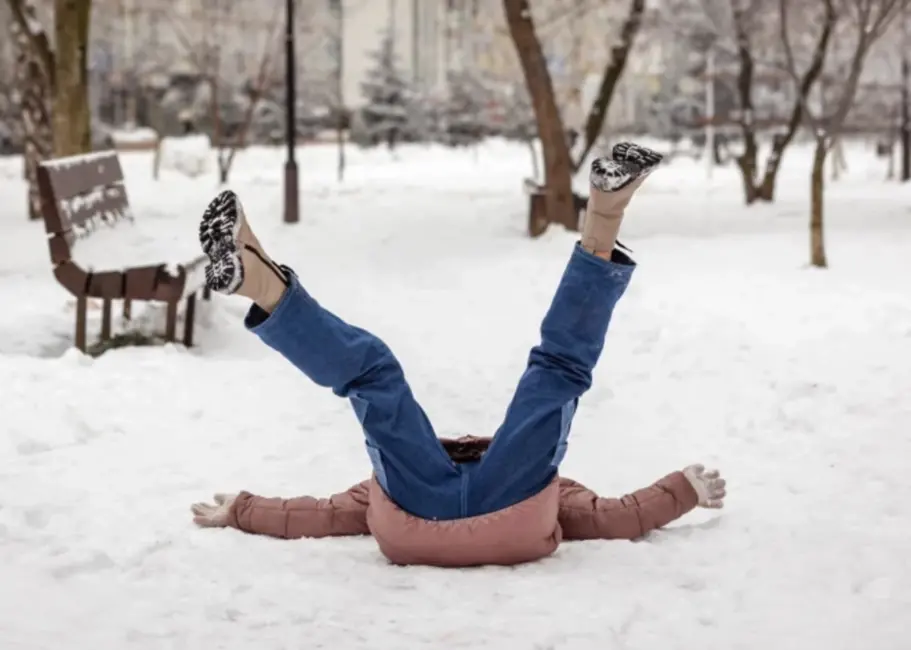 Latvijā sagaidāms sals līdz -20 grādiem, pēc tam – sasalstošs lietus un atkusnis