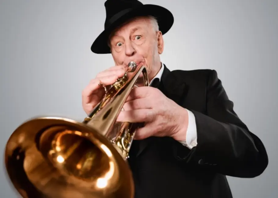 Latvijas Nacionālais teātris aicina uz lietuviešu lugas "Kad atkal būsim jauni" pirmizrādi