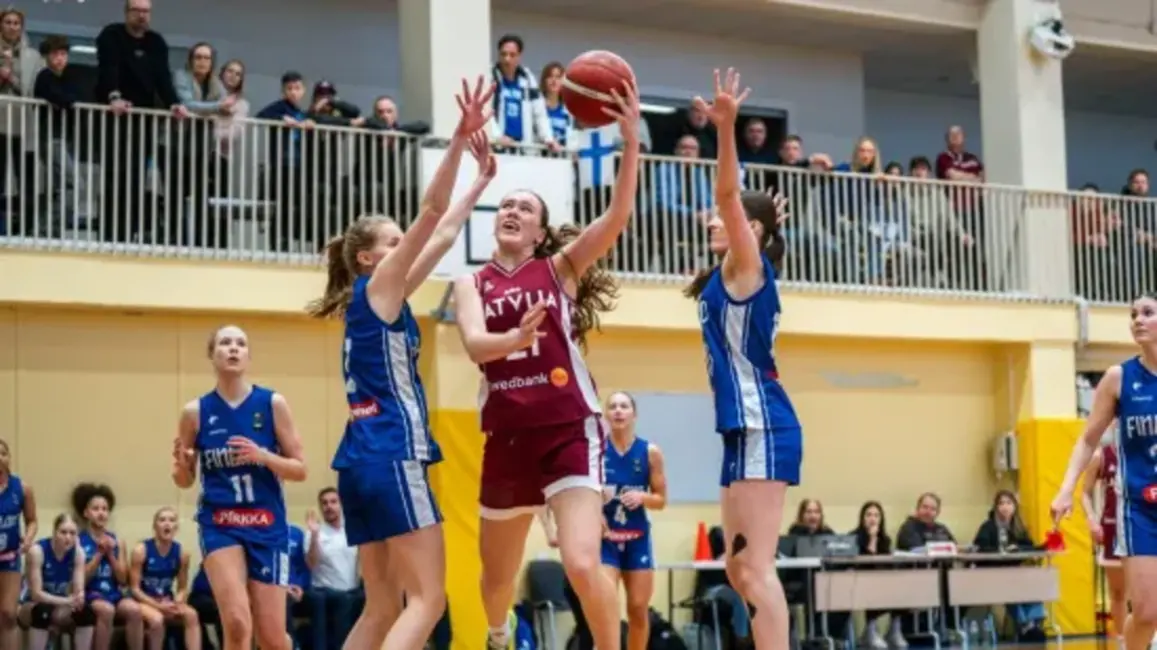 Latvijas U16 meiteņu basketbola izlase izcīna otro vietu Baltijas jūras kausā; Ivanova sasniedz "double-double"