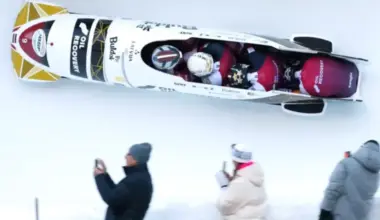 Latvijas bobsleja ekipāžas Kalendas un Grantiņa ieņem 14. un 20. vietu Pasaules kausa posmā Sanktmoricā