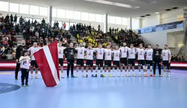 Latvijas handbolisti pārliecinoši uzvar Lielbritāniju priekšpēdējā Eiropas čempionāta priekškvalifikācijas spēlē