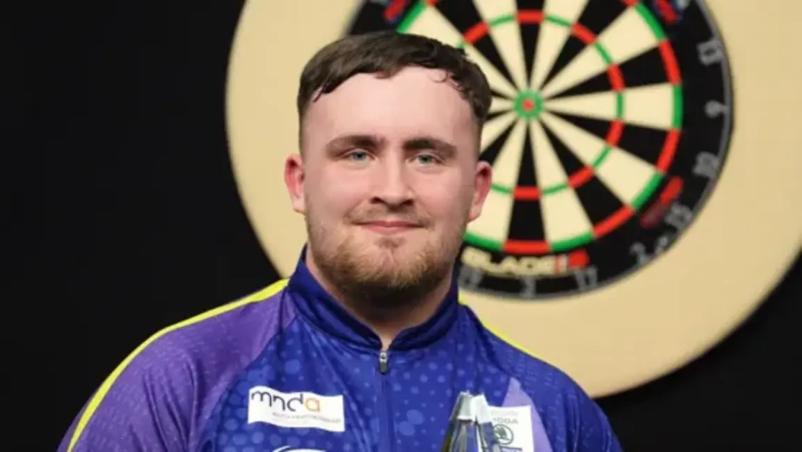 Lūks Litlers sasniedz trešo Pasaules čempionāta finālu pēc kārtas, nostiprinot savu dominanci šautriņu mešanā