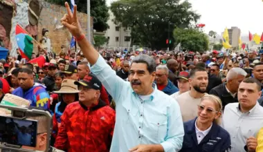 Maduro piedāvā sarunas ar ASV par narkotiku tirdzniecības apkarošanu, neskatoties uz militārajiem triecieniem