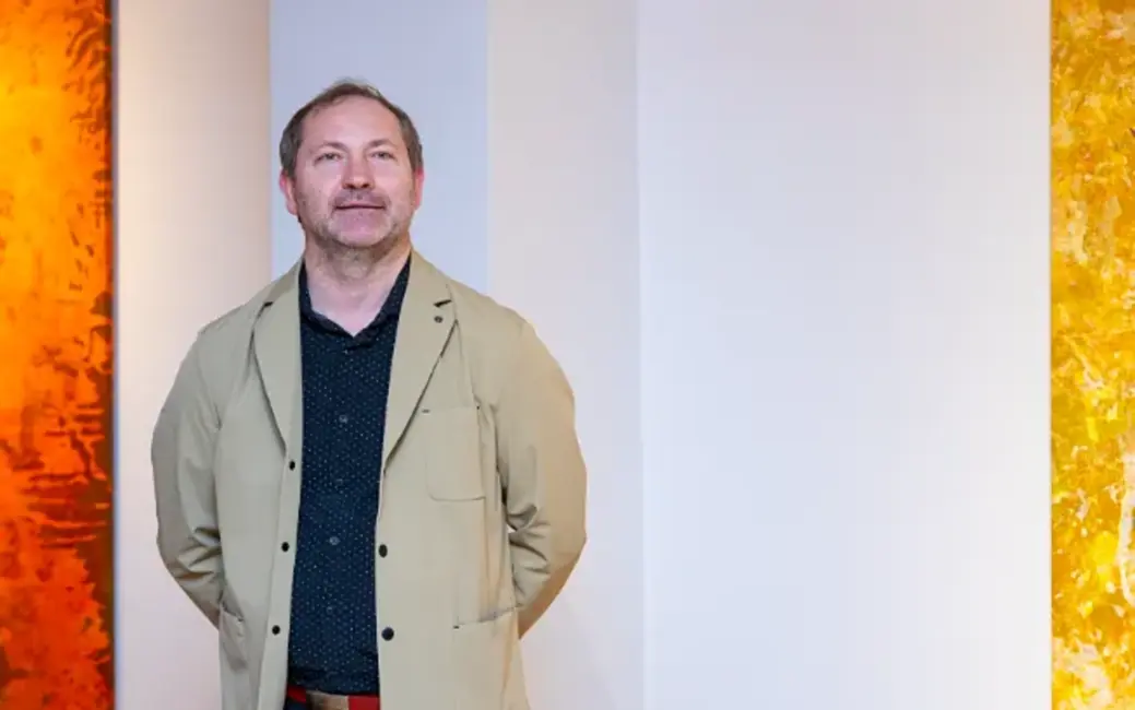 Mākslinieks Māris Čačka aicina uz personālizstādi "Satelīti" Valmieras muzejā