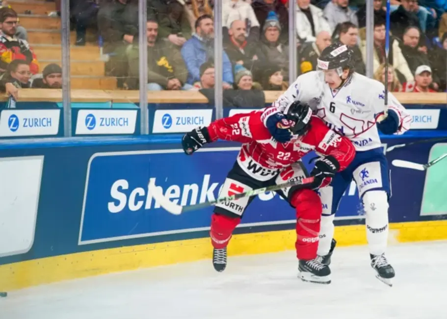 Martins Laviņš un NCAA izlase iekļūst Špenglera kausa finālā, pārspējot Dzierkala "Sparta"