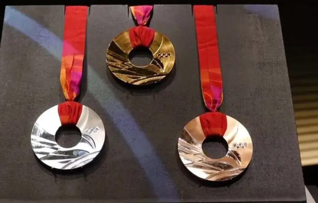 Milānā atklāta vēsturiska izstāde pirms gaidāmajām Ziemas olimpiskajām spēlēm