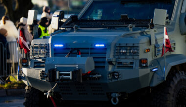 Valdība konceptuāli atbalsta “Archer” riteņu artilērijas sistēmas iegādi Nacionālajiem bruņotajiem spēkiem