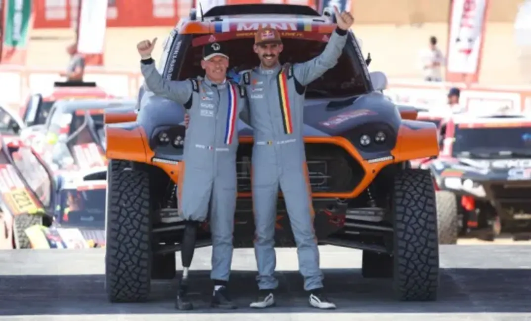 Neapturamais Matjē Baumels: No dzīvības robežas līdz Dakaras rallija līderim pēc kājas amputācijas