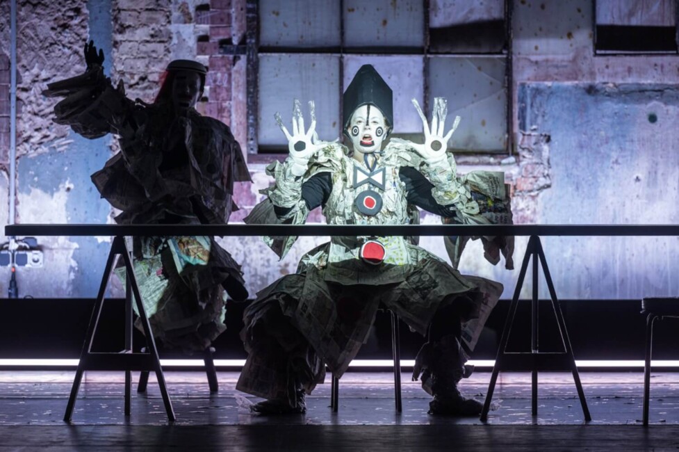 Performance “UBU” Roberta Vilsona režijā pirmoreiz būs skatāma Latvijā