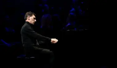 Pianists Reinis Zariņš atgriežas Liepājas Starptautiskajā Zvaigžņu festivālā ar godalgoto Riharda Dubras skaņdarbu