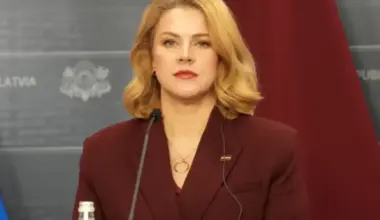 Premjere Siliņa Jaungada uzrunā aicina Latvijas iedzīvotājus tiekties uz izcilību un pārspēt sevi